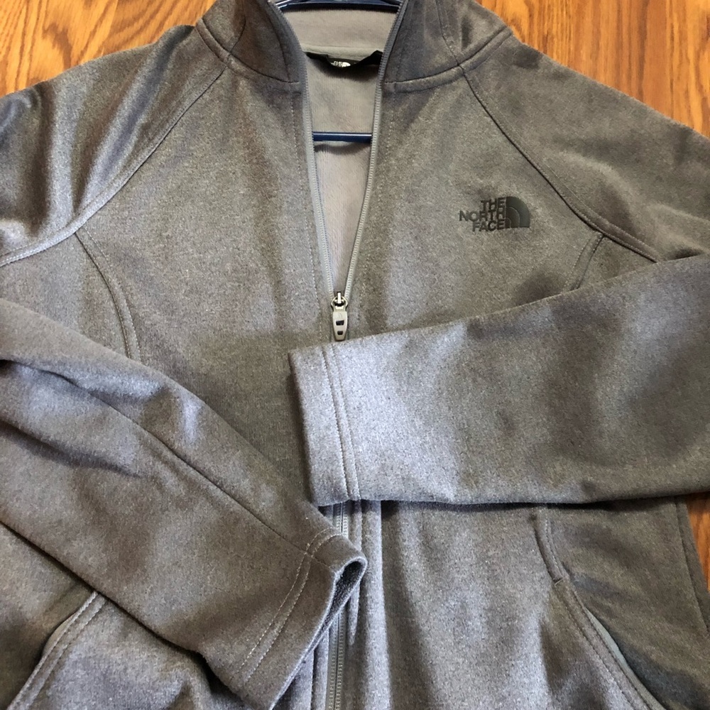 The Northface sweater